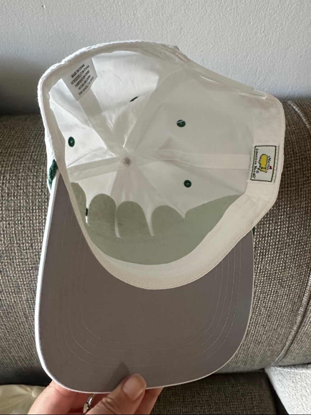 2026 Masters Embroidered White Golf Cap with Green Rope - Picture 3 of 3